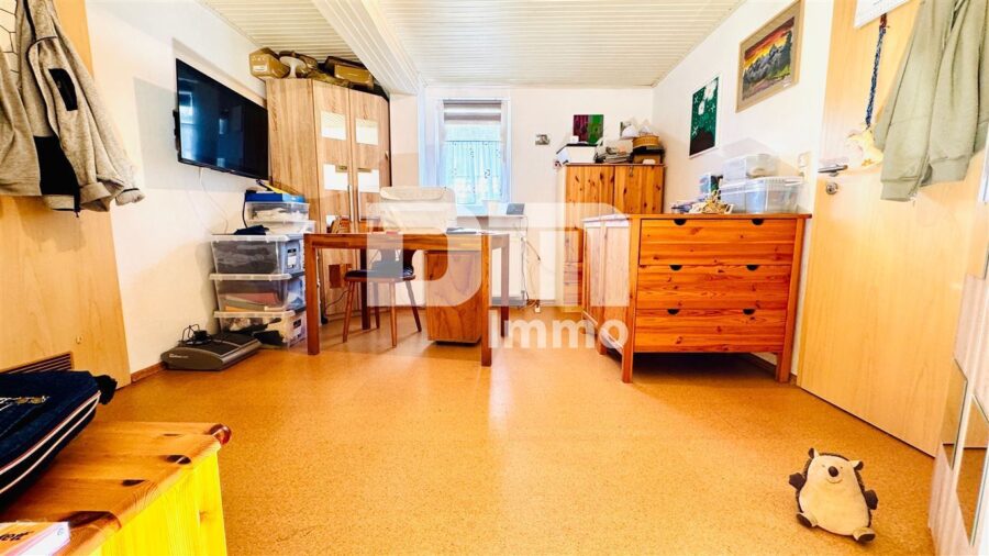 (R)eserviert!Altengerechtes teilsaniertes Einfamilienhaus auf einer Ebene - EG Gästezimmer / Schlafzimmer